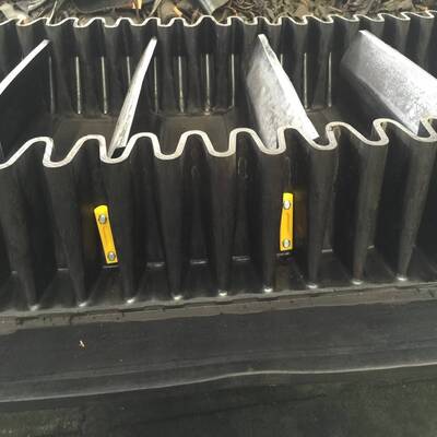 Heavy Duty Corrugated Sidewall Conveyor Belt High Tensile Strength Cleated Rubber Conveyor Belt