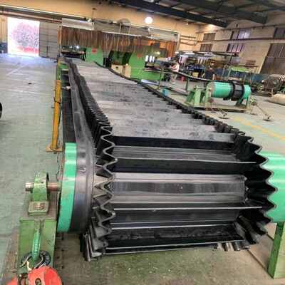 EP200 Corrugated Sidewall Belt Heavy Duty Material Handling Conveyor Belt