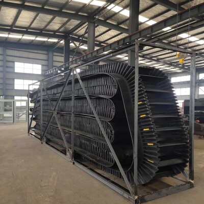 Dip Angle Corrugated Sidewall Conveyor Belt 500mm - 2200mm Width Rubber Cleated Conveyor Belt