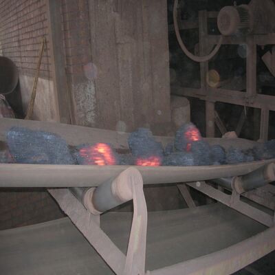 Heavy Duty High Temperature Conveyor Belt EP Nylon Fabric Conveyor Belt Heat Resistant Black