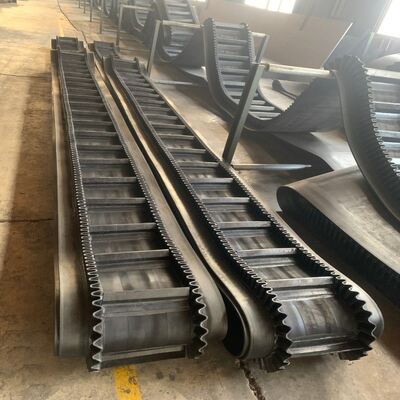 Industrial OEM Width Corrugated Sidewall Cleat Conveyor Belt For Bulk Material Handling