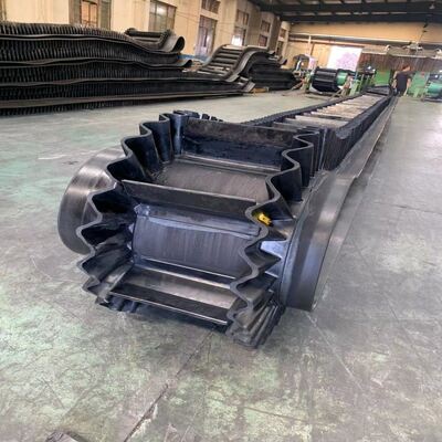 Belt Width Customized Skirt Rubber Conveyor Belt Suitable For Heavy Duty Bulk Material Handling