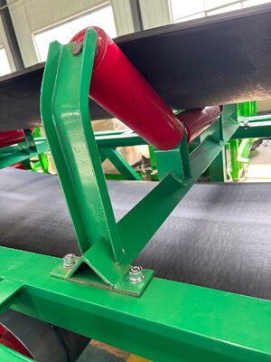 Galvanized Steel Frame Red Conveyor Idler Roller Roller Suitable For Mining Material Handling
